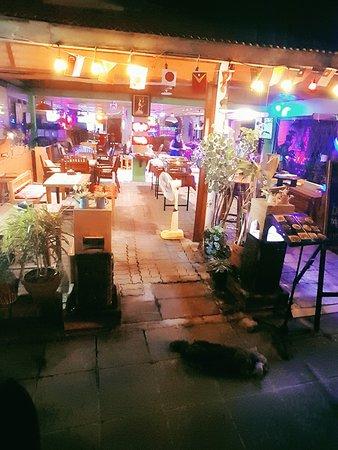 Lemon's Sport Bar