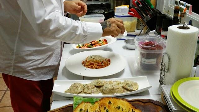 Aromi diversi Italian Restaurant Pizzeria Beach Bar