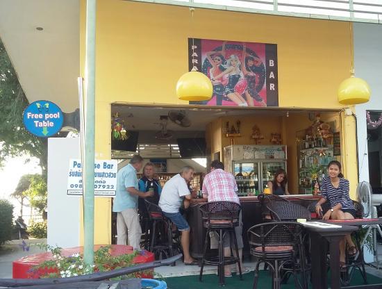 Paradise Bar